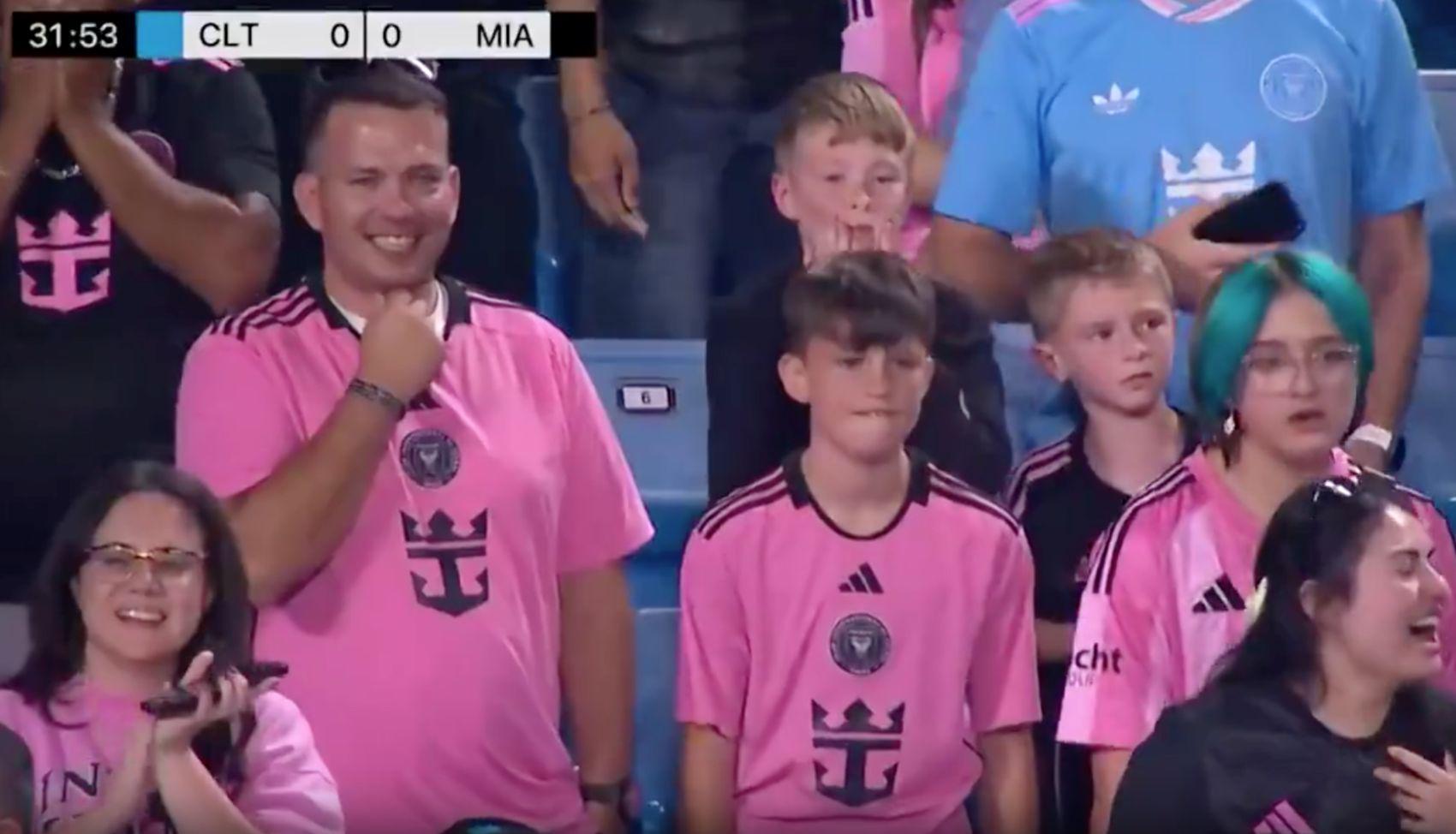 斜塞, 对方后卫鲁